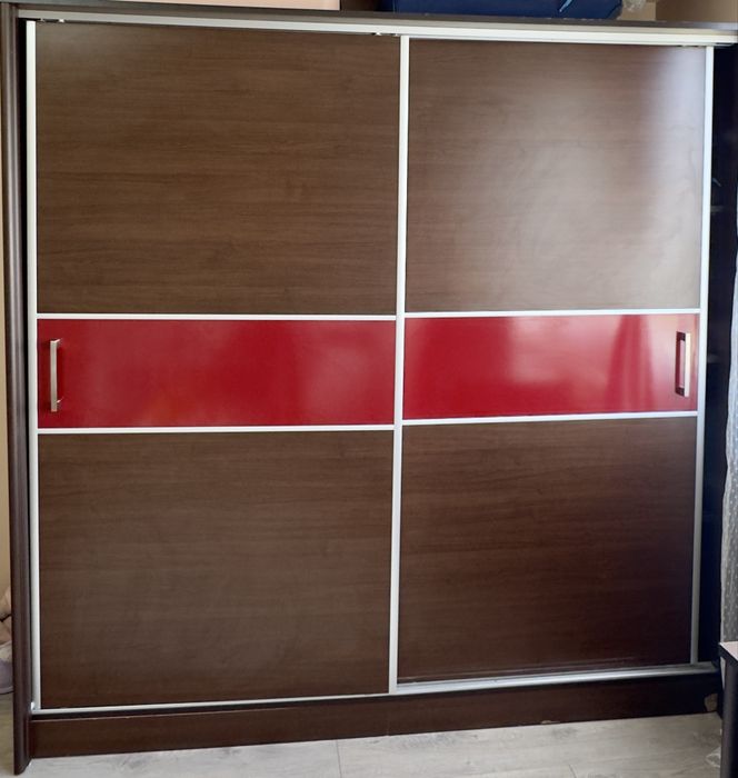 Гардероб в добро състояние