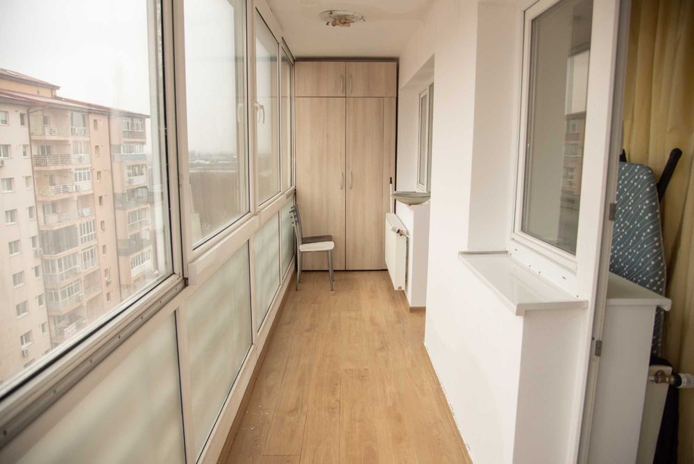 Proprietar inchiriez apartament cu 3 camere