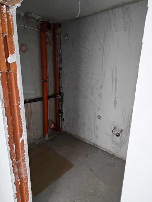 Продава се Двустаен апартамент в Пловдив, Коматево - 64 кв.м за 2110 €/кв.м - Снимка #3