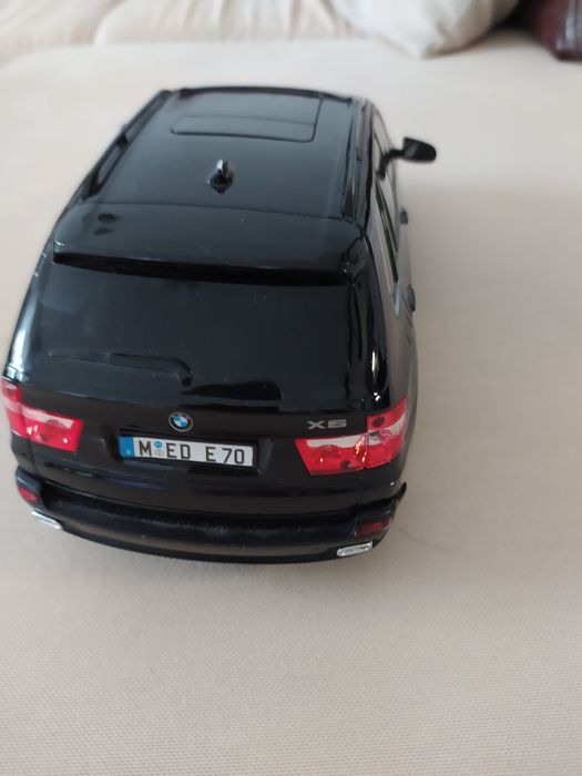 BMW X5 - реалистичен дизайн, дистанционно управление, мащаб 1:18