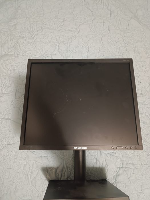 Monitoare calculator