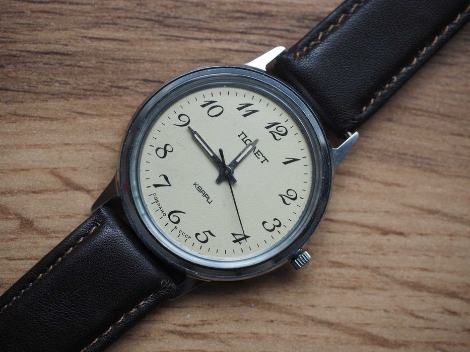 Ceas sovietic quartz Poljot, 35,5 mm, unisex, funcțional, URSS retro