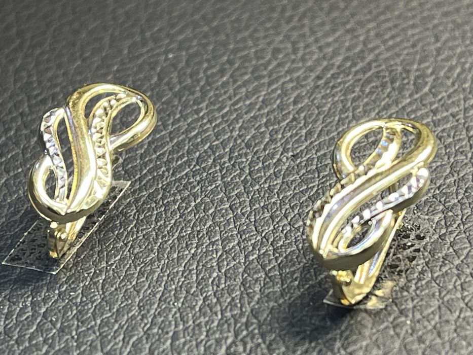 Златни обеци  ЧИСТО НОВИ 14 карата 585 zlatni obeci zlaten gold