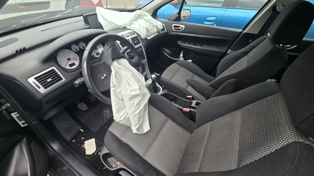 Peugeot 307 sw hdi hayon stopuri bara interior motor portbagaj usi usa electromotor alternator roti jante aliaj pompa injecție motorina oglinda scaun