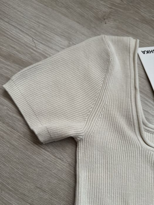 Плетена кроп блуза Bershka – НОВА