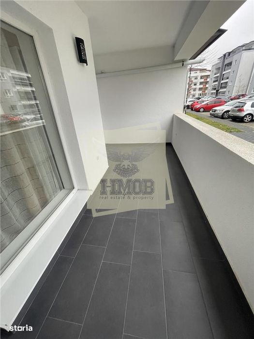 Apartament modern cu 3 camere terasa si 2 parcari in zona Centrala