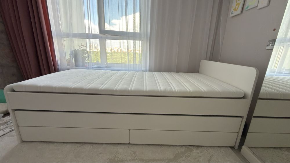 Продам Кровать ikea