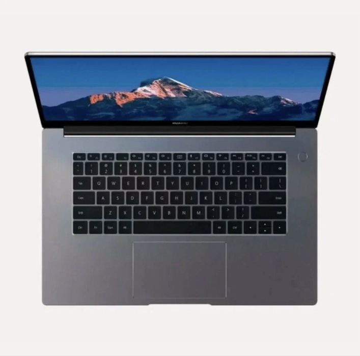 Игровой ноутбук Huawei  intel core i5 ni eng kuchlilaridan bulgan