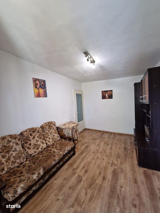 Apartament 2 camere, etaj 2, zona Șagului — fotografia 1
