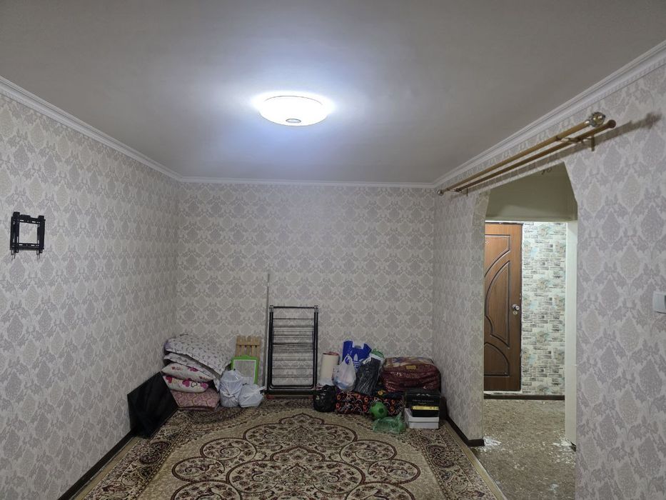 Kvartira sotiladi uy sotiladi margilon sh 1 xonali kanbinat