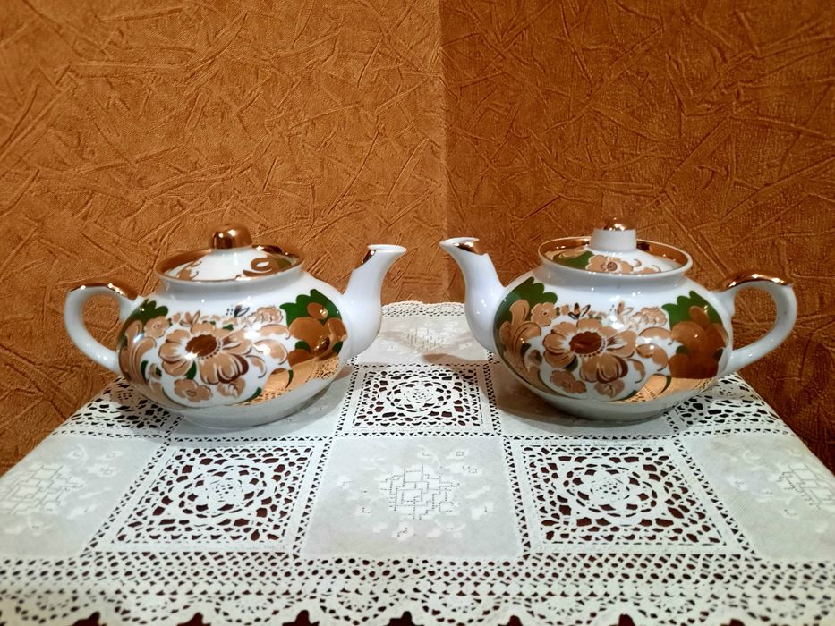 Абсолютно новые чайники, Вербилки. Фарфор, ручная роспись, золочение в