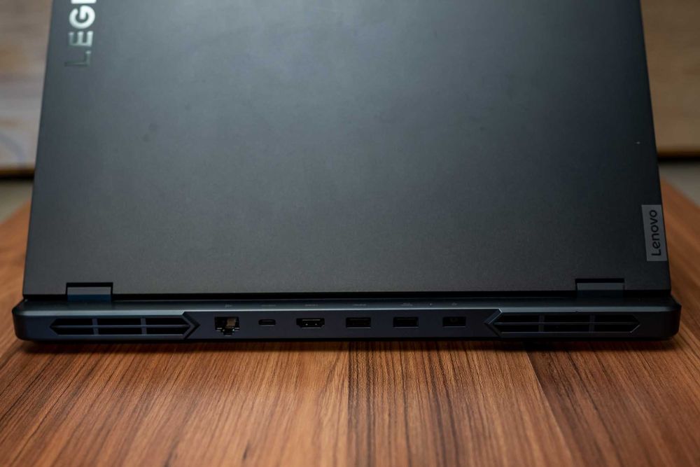 Lenovo Legion Pro 5 16IRX8 | i7-13700HX | RTX 4060 | 32GB | 1TB SSD