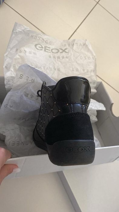 Geox dama 38 tenisi impecabili - redusi la200lei