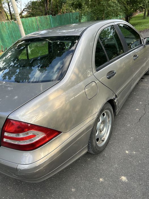 Mercedes C class w203 C200 kompressor