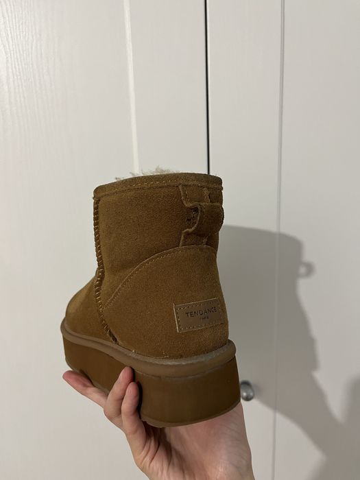 Продам угги отличное состояние