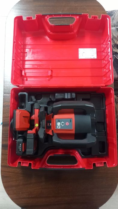 Hilti PR 30 HVS A12 ротационен лазерен нивелир