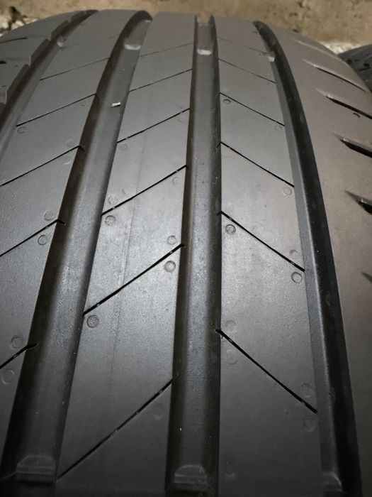 235/55/18 Bridgestone 4бр дот21