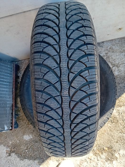 4 броя железни джанти  13 цола с гуми за 120 лв и 4 броя алуминиеви дж