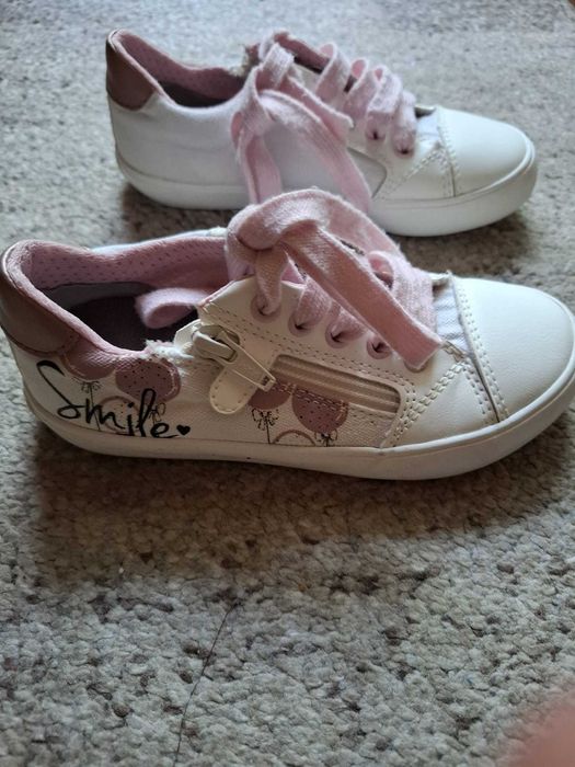 Pantofi pentru fetite