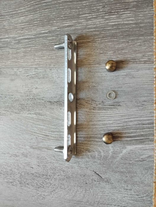 Продам люстра - 3 лампочки