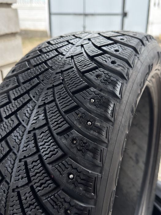 Продам комплект б/у резины R16