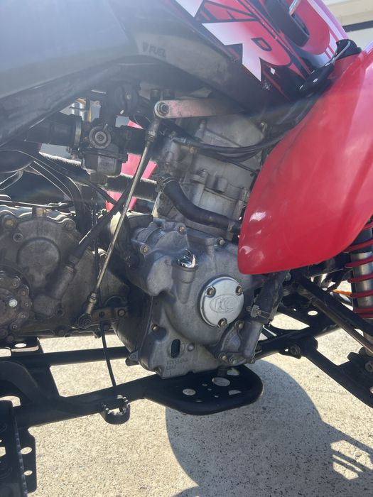 Vand atv de 250 cu acte