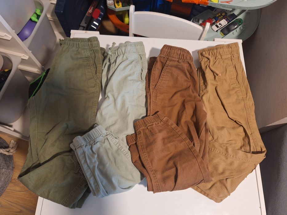 Lot de 4 perechi de joggeri marimea 116 hm