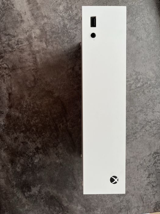 Продам xbox series s