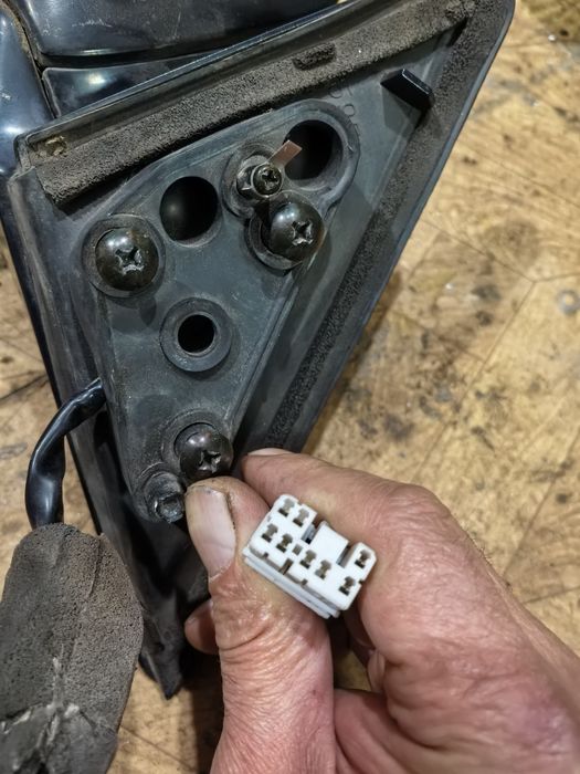 Мазда Милления /Кседос 9 зеркало левое