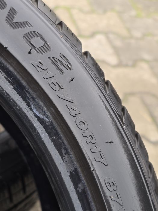 215 40 17 Hankook