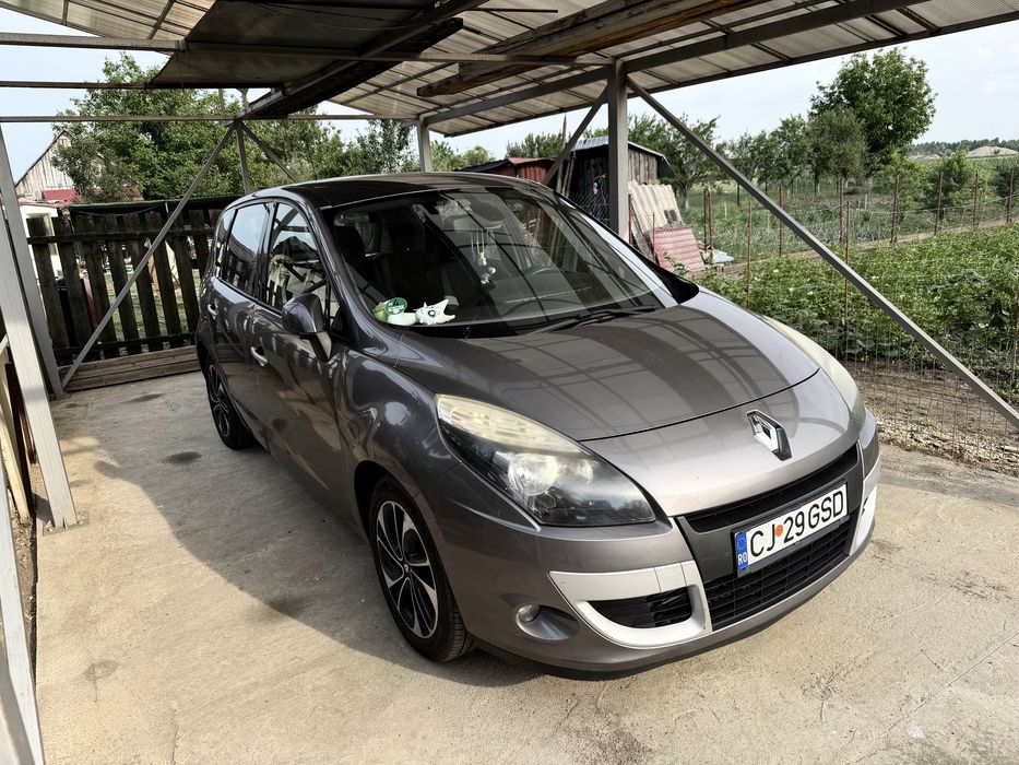 RENAULT Scenic 2011 — imagine 3