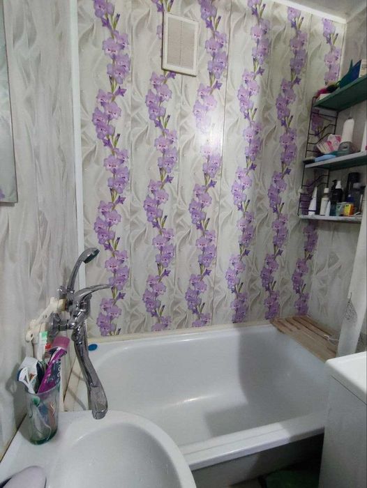 Продам двушку ДК Строитель с ремонтом