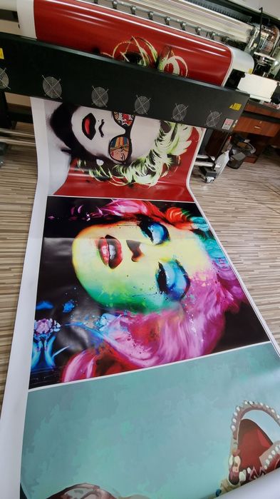 Печать на Самоклейке .Баннер. Холст. Бумага