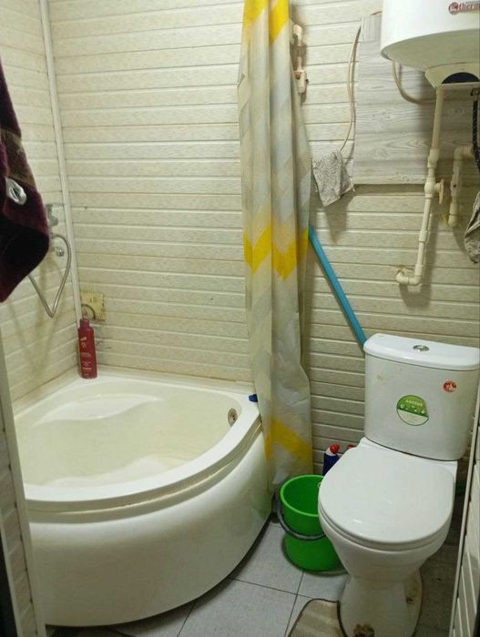 Продается квартира в деревяшках(Спутник-9)  31000$. Своя