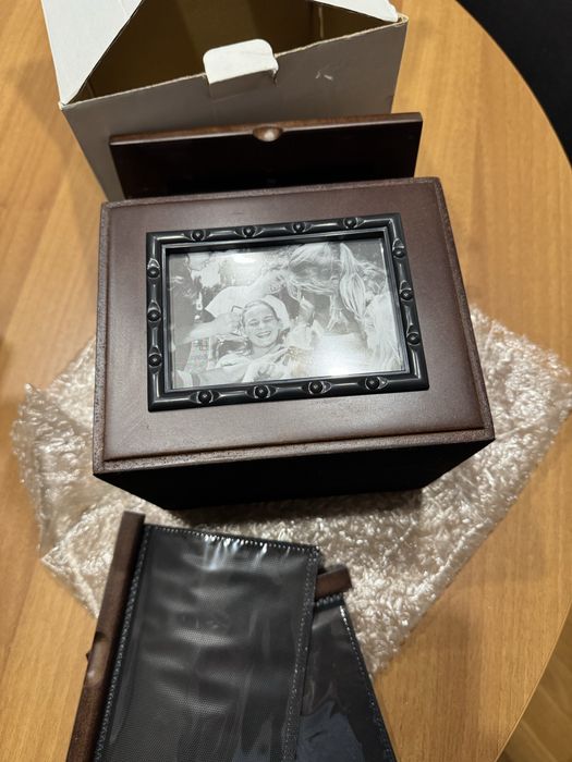 Cutie decorativa pt stocare fotografii