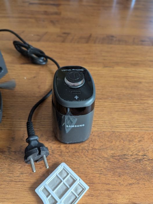 Прахосмукачка робот Samsung NaviBot