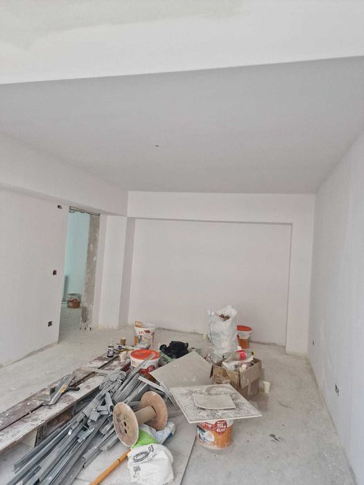 Proprietar , vand apartament 3 camere decomandat