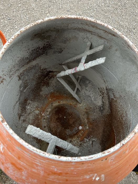 Продается бетономешалка