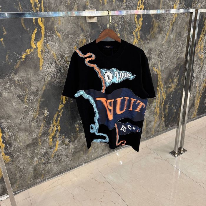 Мъжки тениски различни модели