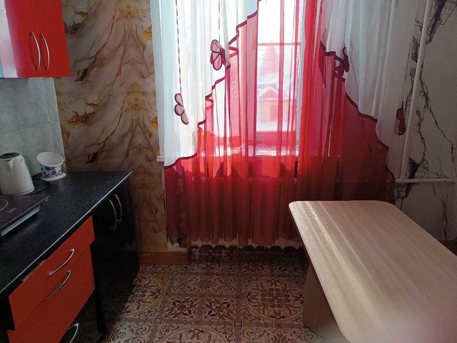 Продам полуторку сталинку