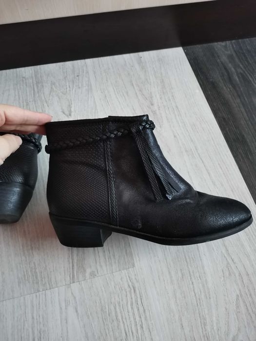 Боти - велур и ярешка кожа