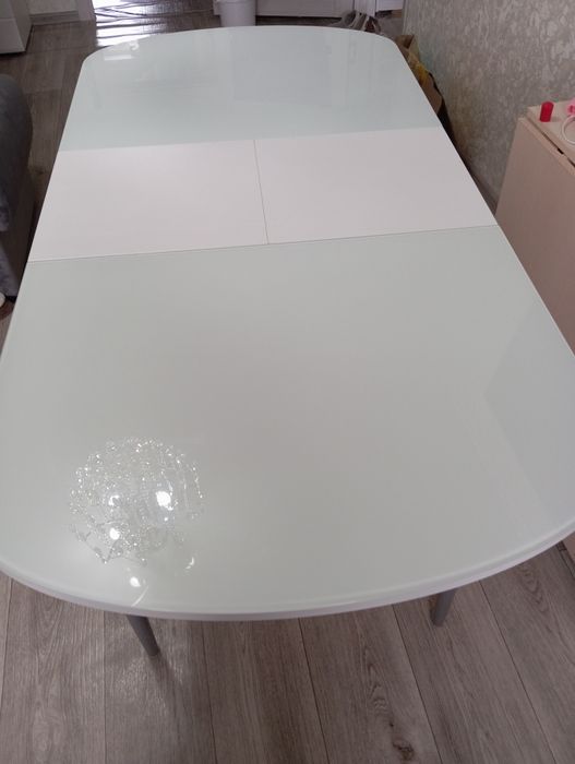 Кухонный мебель стол