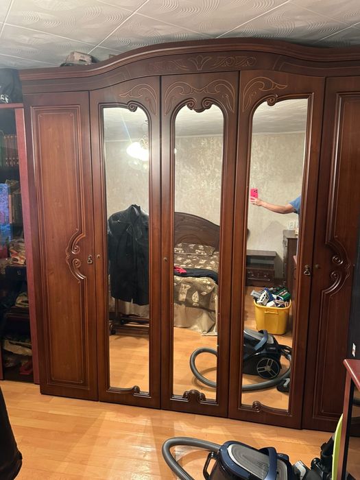 Спальный гарнитур.