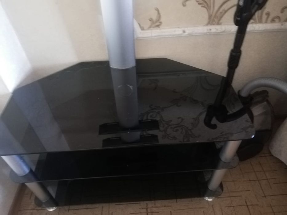 Продам подставку под телевизор