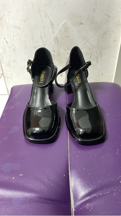 Обувь чистая новая