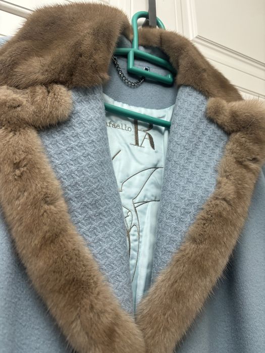 Пальто норка воротник