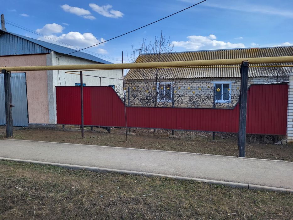 Частный дом в пригороде