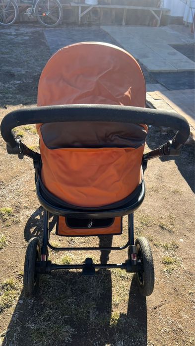 Коляска в отличном состоянии