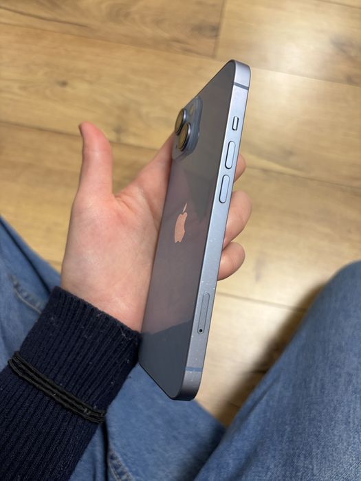 iPhone 14 в идеальном состоянии