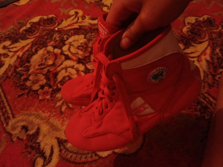 Күреске арналған аяқ киім